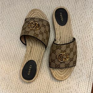 Gucci slide espadrille in beige and ebony